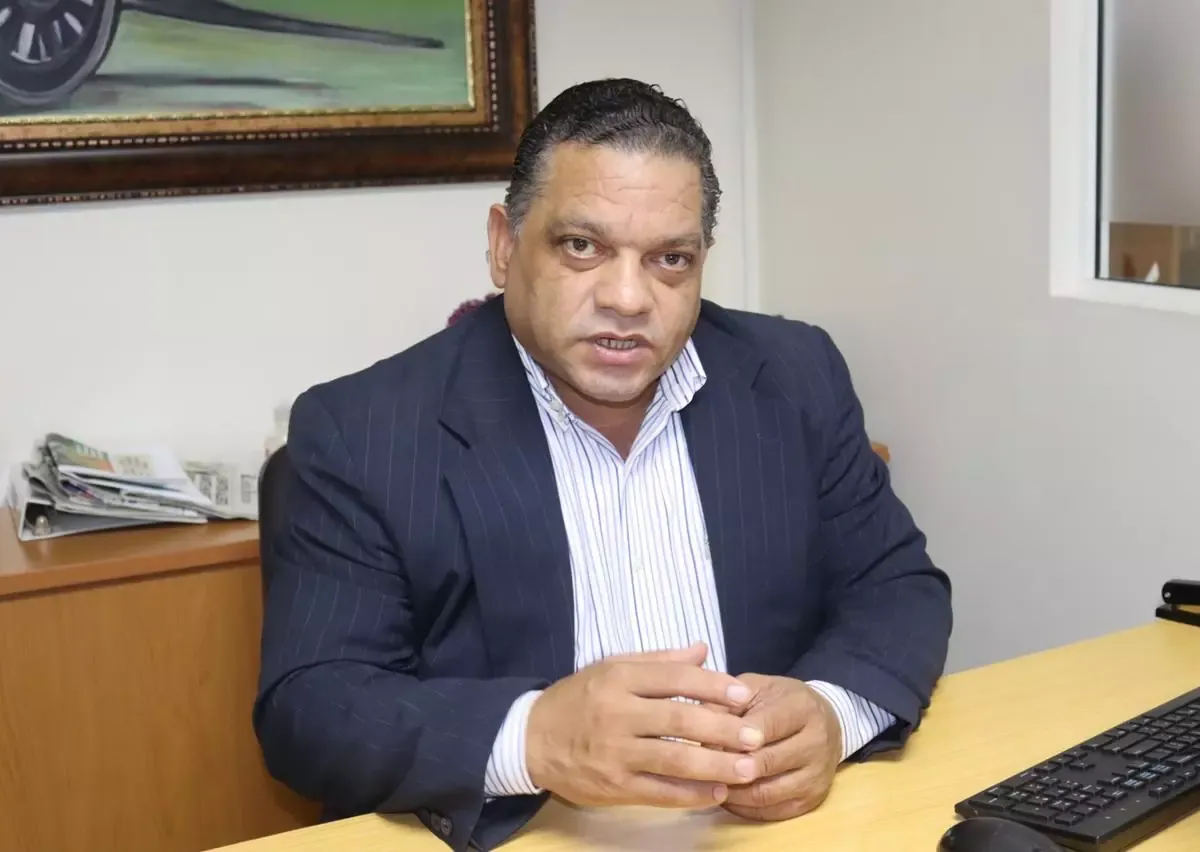 Mario Diaz: «Propone realizar pruebas antidoping al renovar la licencia de conducir» Mario Diaz: «Propone realizar pruebas antidoping al renovar la licencia de conducir»