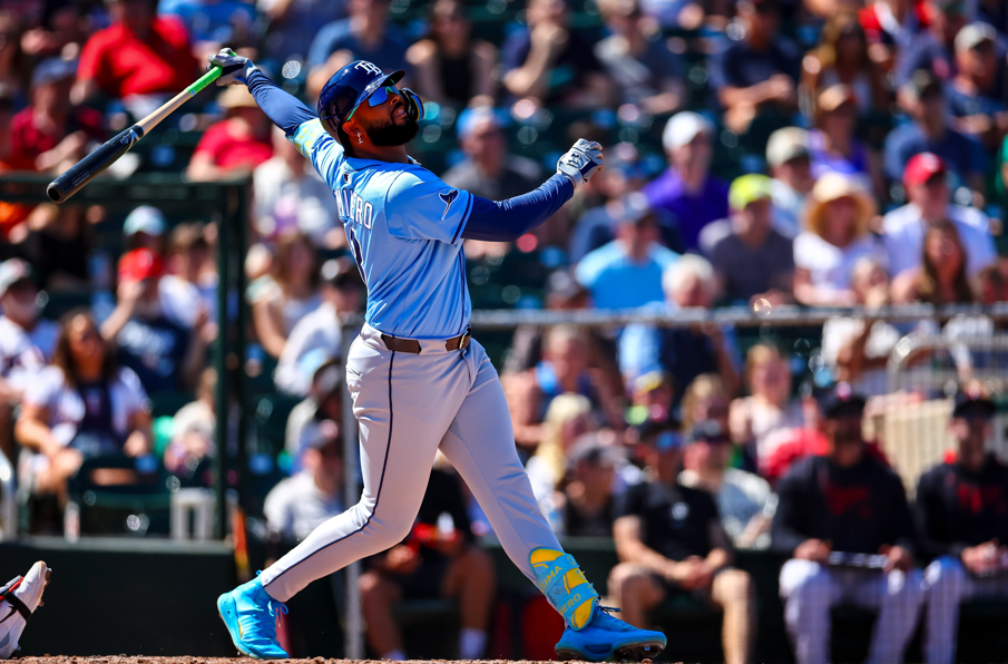 Junior Caminero batea dos jonrones en la pretemporada de la MLB Junior Caminero batea dos jonrones en la pretemporada de la MLB