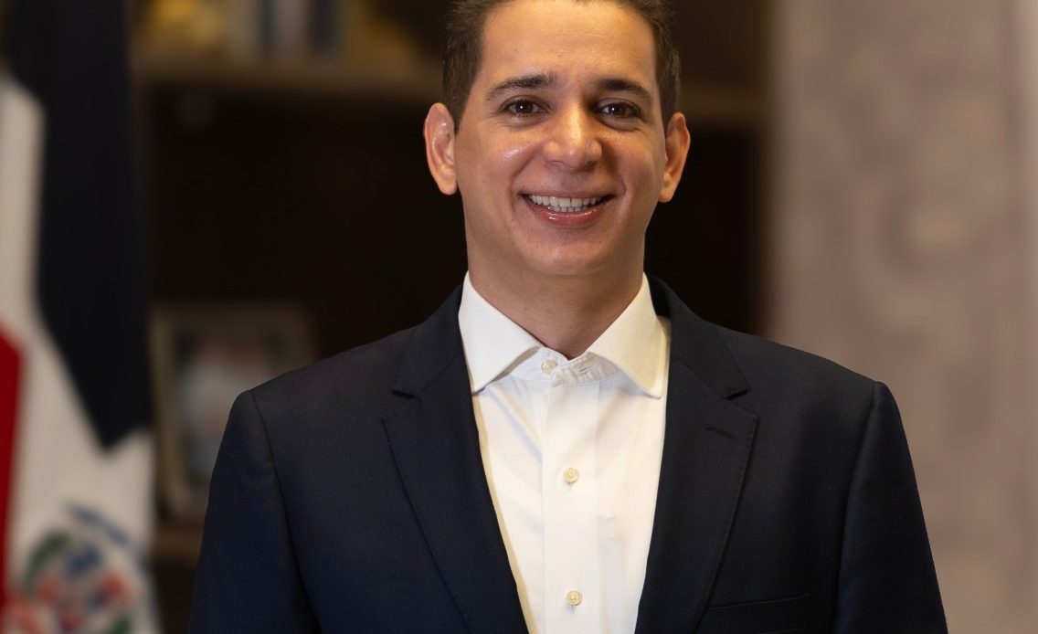 Francisco Javier nombra a Víctor Fadul como coordinador general de su campaña