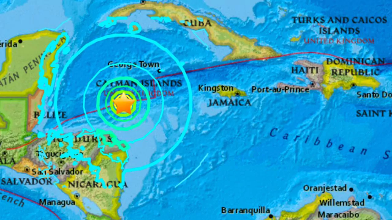 Un sismo de magnitud 8 sacude el Caribe de Honduras y se declara alerta por posible tsunami Un sismo de magnitud 8 sacude el Caribe de Honduras y se declara alerta por posible tsunami