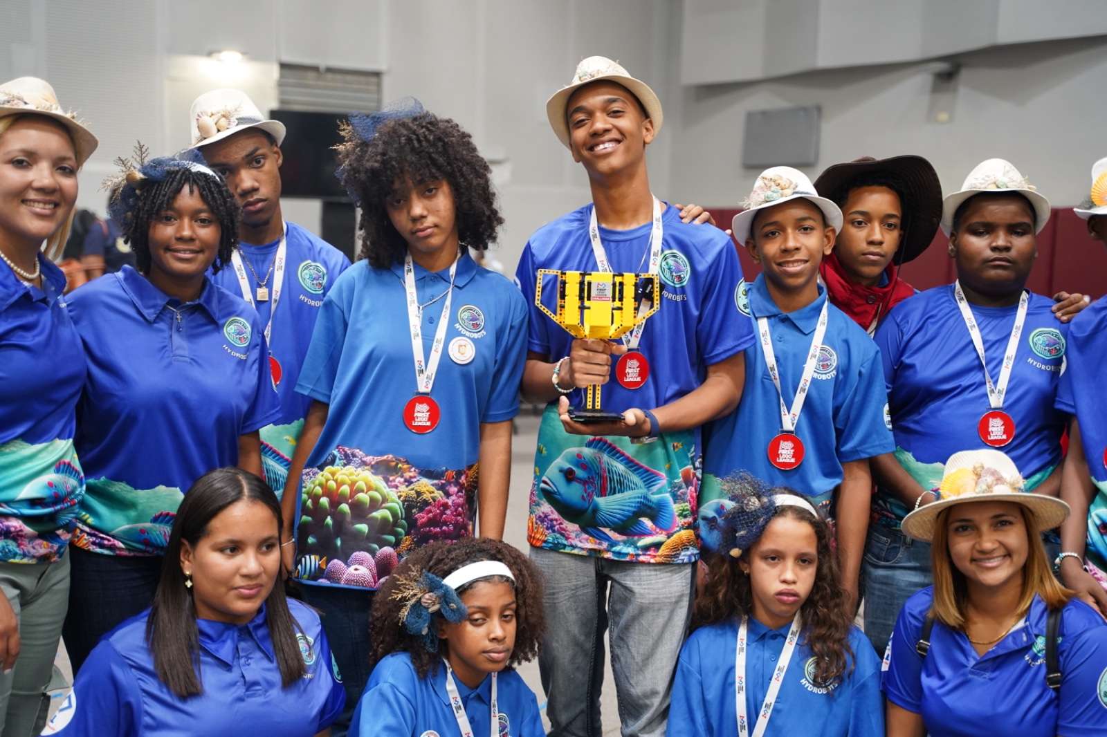 Liceo público conquista por primera vez el Champion’s Award en competencia nacional de robótica Liceo público conquista por primera vez el Champion’s Award en competencia nacional de robótica