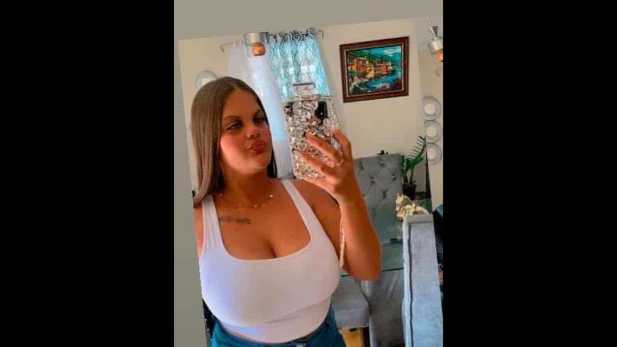 Mujer de 22 años muere tras ser asesinada a tiros por su pareja en Santiago