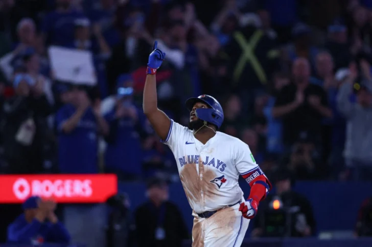 Vladimir Guerrero Jr. dio su primer HR de la temporada, mientras que José Quintana sumó su segunda victoria