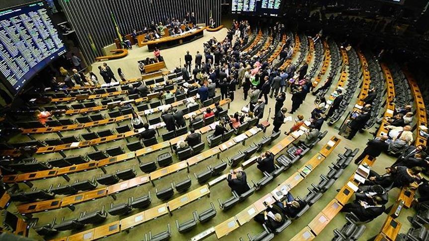 Brasil aprueba ley para responder a los aranceles unilaterales de Trump Brasil aprueba ley para responder a los aranceles unilaterales de Trump