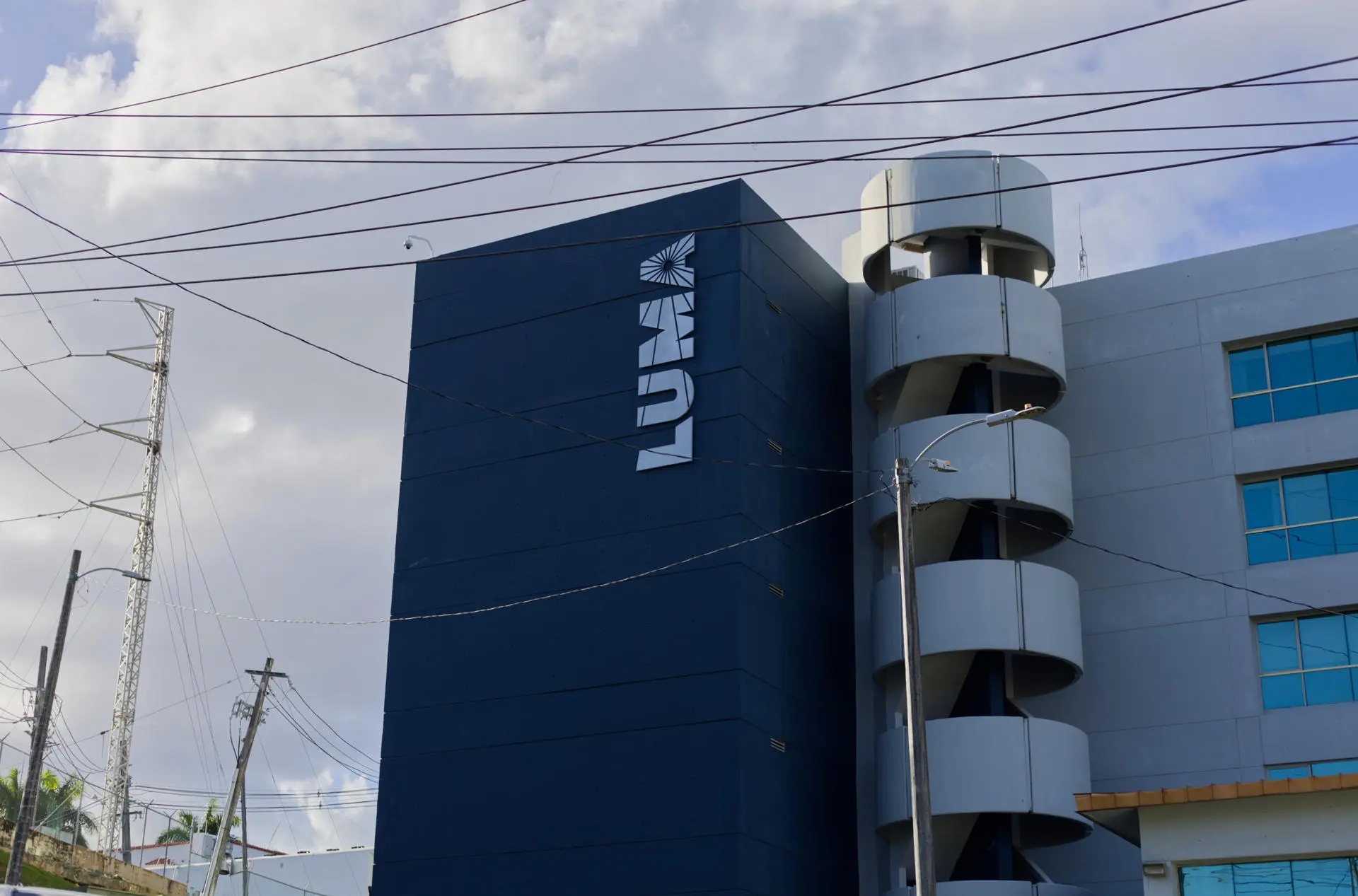 Se recupera el 60% del suministro eléctrico en Puerto Rico tras apagón general Se recupera el 60% del suministro eléctrico en Puerto Rico tras apagón general