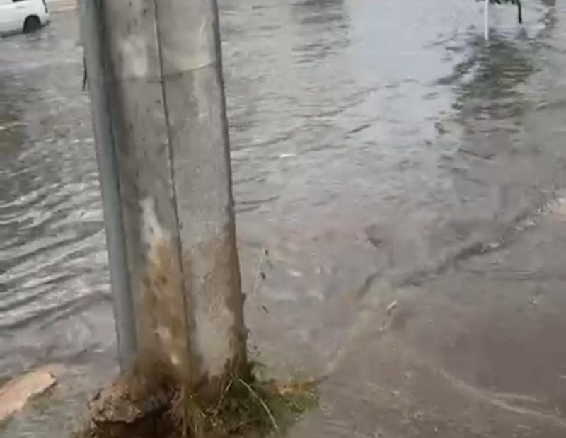 Fuertes lluvias provocan inundaciones en Ciudad Juan Bosch Fuertes lluvias provocan inundaciones en Ciudad Juan Bosch