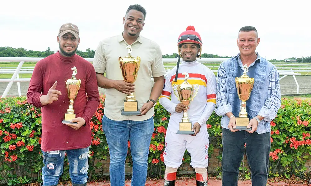 Team Captain se impone en emocionante final del Clásico Sprinter en el Hipódromo Quinto Centenario