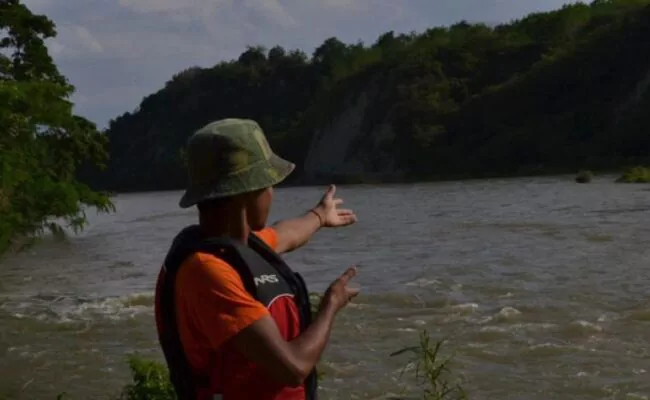 Hombre haitiano desaparece tras ser arrastrado por el río Yaque del Norte Hombre haitiano desaparece tras ser arrastrado por el río Yaque del Norte