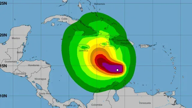 Huracán Melissa podría causar inundaciones y deslizamientos en Jamaica y el sur de La Española