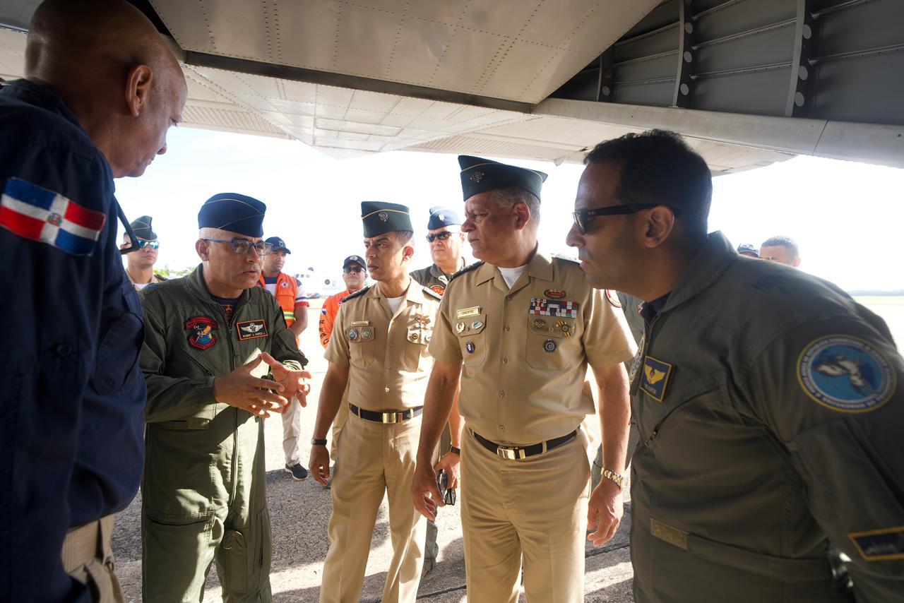 Gobierno dominicano envía nuevo contingente de rescatistas a Venezuela para reforzar las labores de búsqueda y rescate Gobierno dominicano envía nuevo contingente de rescatistas a Venezuela para reforzar las labores de búsqueda y rescate