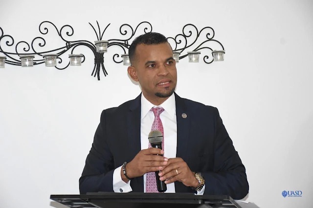 UASD Recinto Barahona y Cámara de Comercio firman acuerdo estratégico para impulsar el desarrollo de la región UASD Recinto Barahona y Cámara de Comercio firman acuerdo estratégico para impulsar el desarrollo de la región