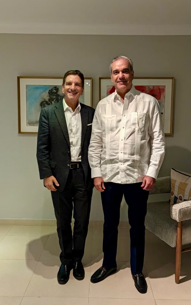 Presidente Abinader recibe en visita de cortesía al presidente de Google Cloud para América Latina Presidente Abinader recibe en visita de cortesía al presidente de Google Cloud para América Latina