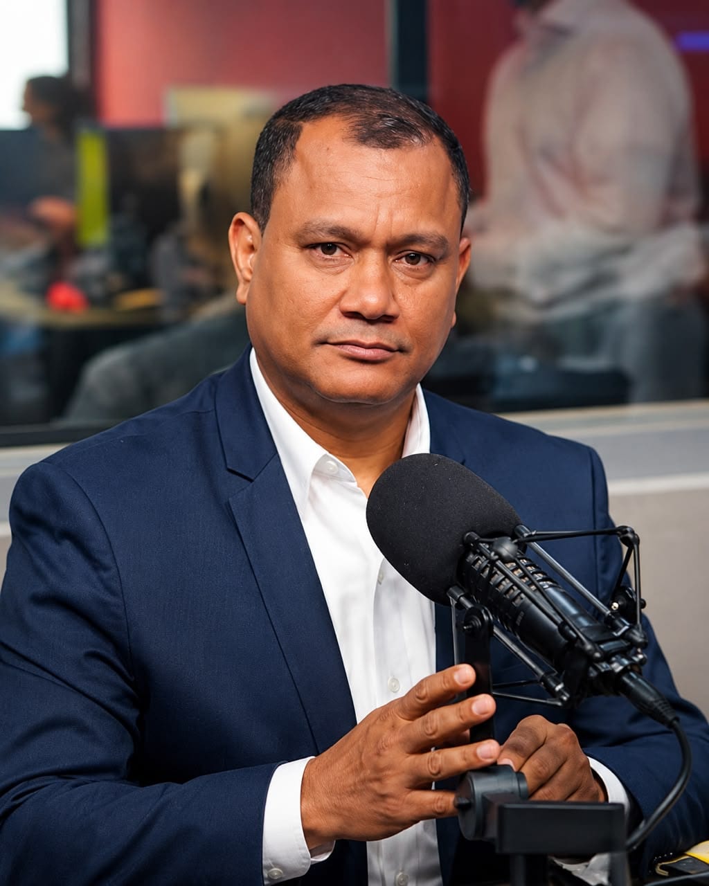Periodista Manuel Rojas revela supuestos acercamientos entre Gonzalo Castillo y gremios sindicales para apoyar protestas en el Cibao Periodista Manuel Rojas revela supuestos acercamientos entre Gonzalo Castillo y gremios sindicales para apoyar protestas en el Cibao