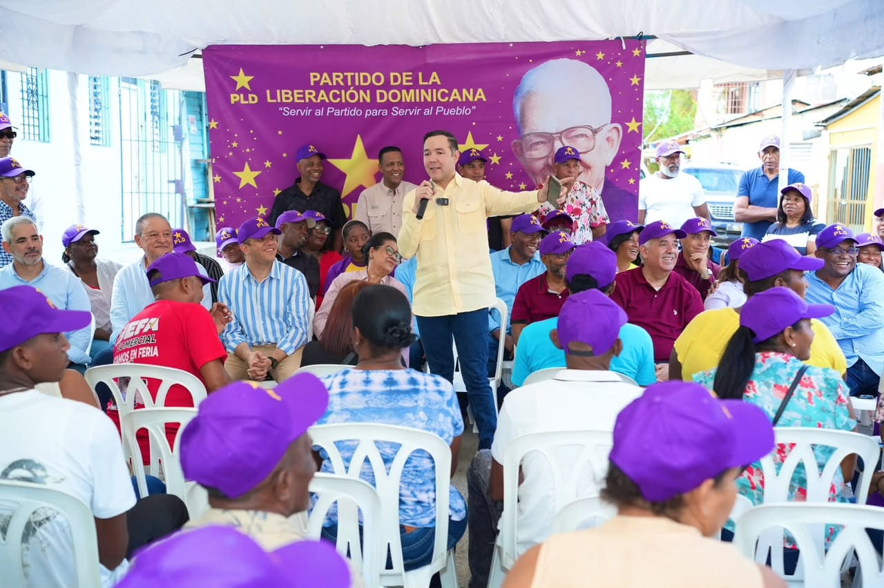 Johnny Pujols encabeza inauguración de nuevo local del PLD en La Victoria. La organización tiene más de 160 locales aperturados en todo el país