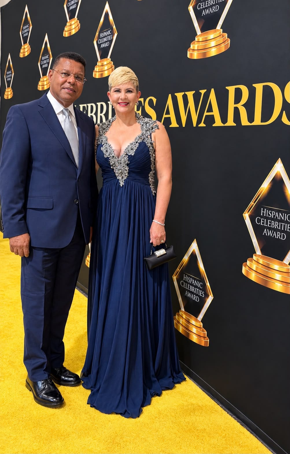 Dany Alcántara recibe en Miami el premio nuevo líder de los medios de comunicación de República Dominicana Dany Alcántara recibe en Miami el premio nuevo líder de los medios de comunicación de República Dominicana