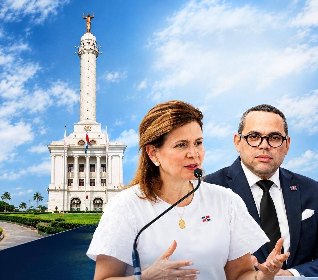 Máximo Miñoso destaca liderazgo de Raquel Peña ante el lleno total en horas del almuerzo de AMCHAMDR Máximo Miñoso destaca liderazgo de Raquel Peña ante el lleno total en horas del almuerzo de AMCHAMDR