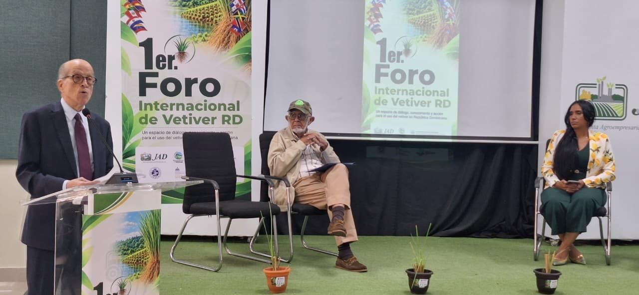 Red Dominicana de Vetiver impulsa agenda de conservación ambiental tras celebrar su primer foro internacional Red Dominicana de Vetiver impulsa agenda de conservación ambiental tras celebrar su primer foro internacional