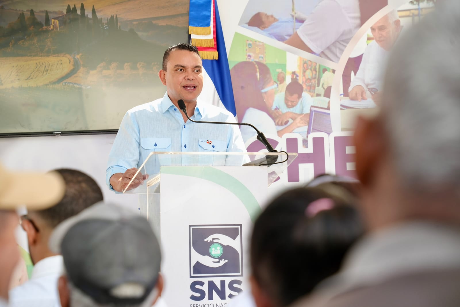 Director del SNS anuncia distribución de 72 mamógrafos en el marco del Día Mundial de la lucha contra el cáncer de mama Director del SNS anuncia distribución de 72 mamógrafos en el marco del Día Mundial de la lucha contra el cáncer de mama